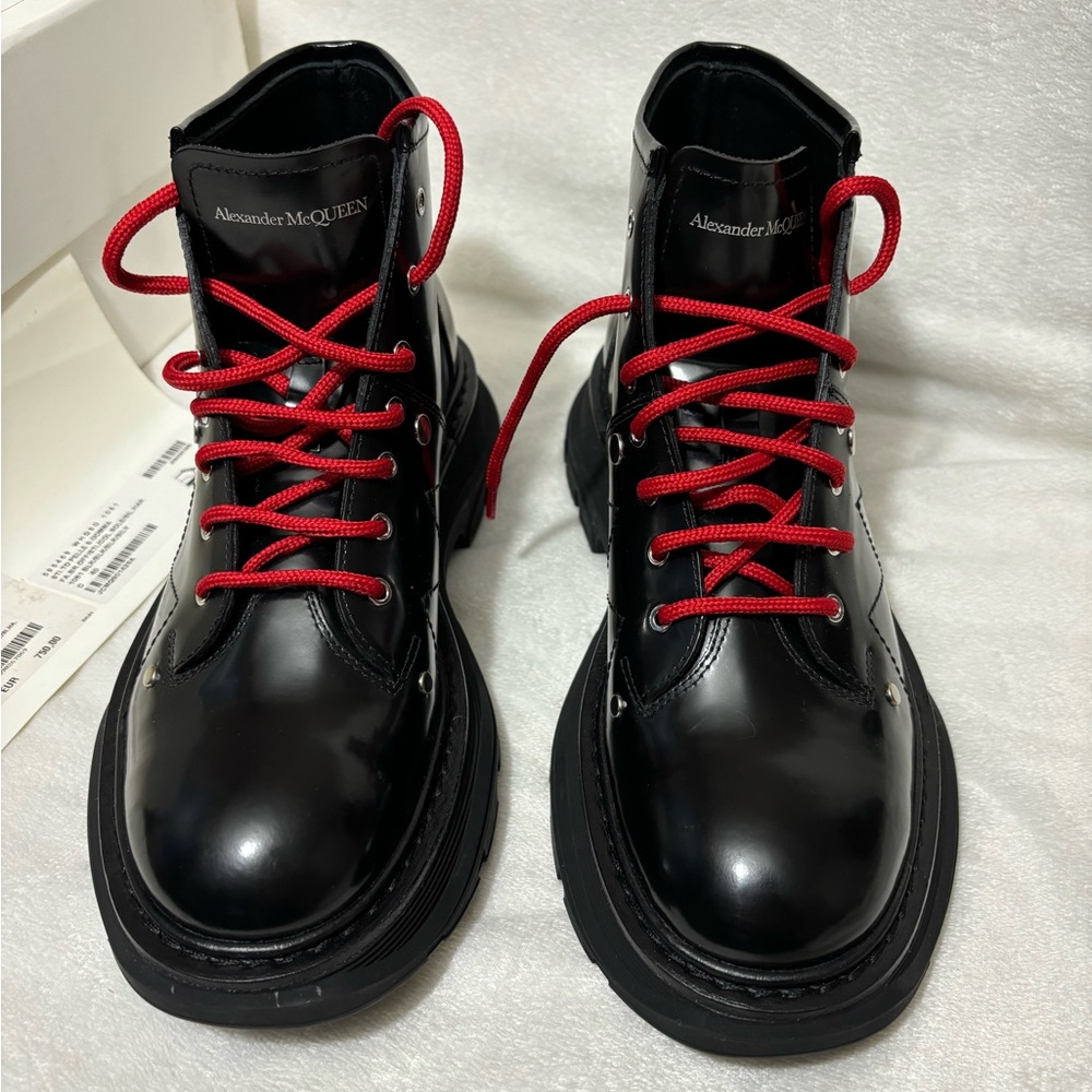NEW ALEXANDER MCQUEEN EU 40 SZ 10 BLACK THREAD LEATHER LACE UP COMBAT BOOTS